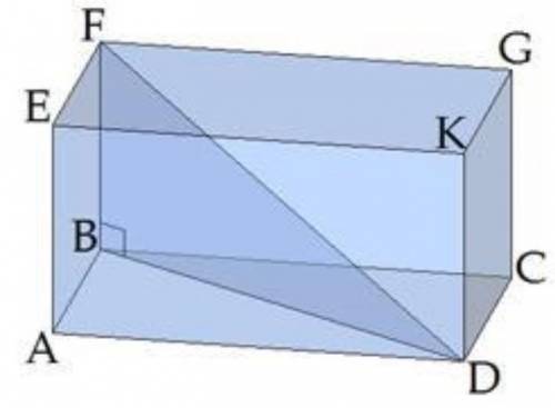 Диагональ прямоугольного параллелепипеда с плоскостью основания образует угол 60°, стороны основания